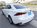 2019 Lexus IS