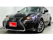 2017 Lexus IS
