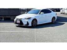 2017 Lexus IS