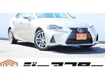 2017 Lexus IS