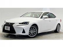 2017 Lexus IS