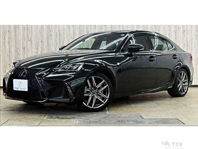 2017 Lexus IS