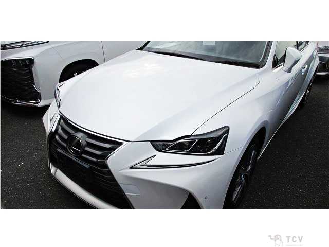 2017 Lexus IS