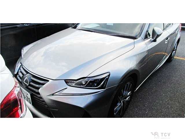 2017 Lexus IS