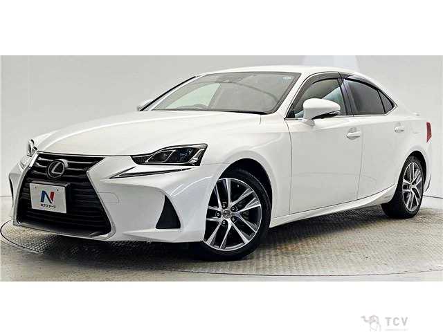 2017 Lexus IS