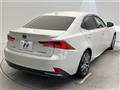2017 Lexus IS