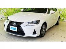 2017 Lexus IS