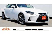 2020 Lexus IS