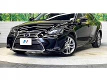 2020 Lexus IS