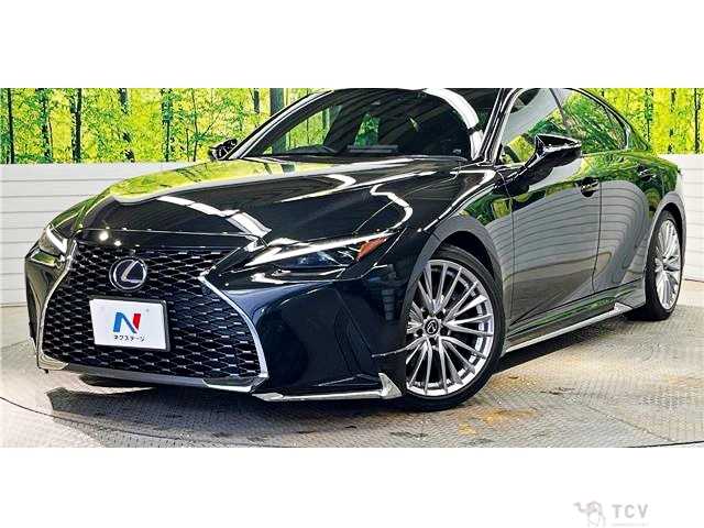 2020 Lexus IS
