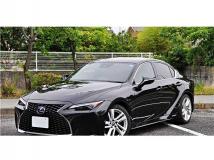 2021 Lexus IS