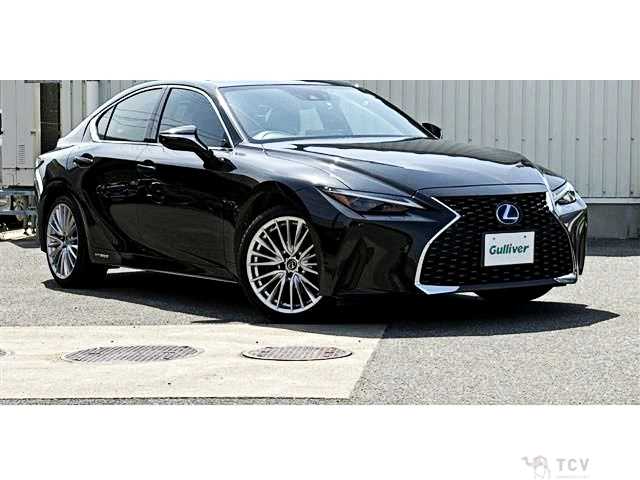 2021 Lexus IS