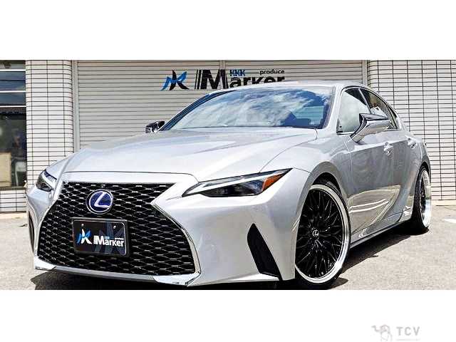 2021 Lexus IS