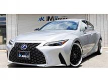 2021 Lexus IS