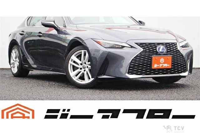 2021 Lexus IS