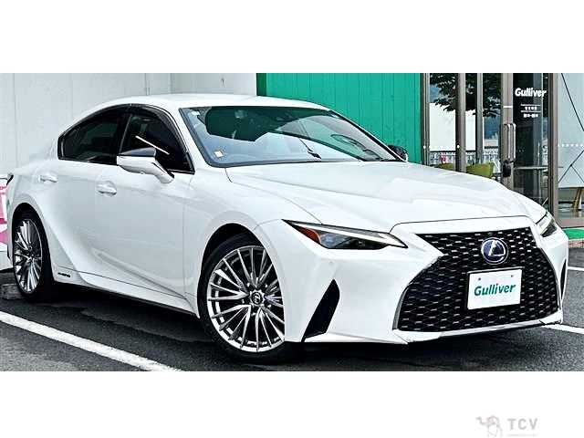 2021 Lexus IS