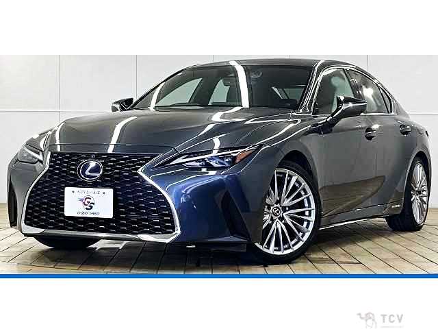 2021 Lexus IS