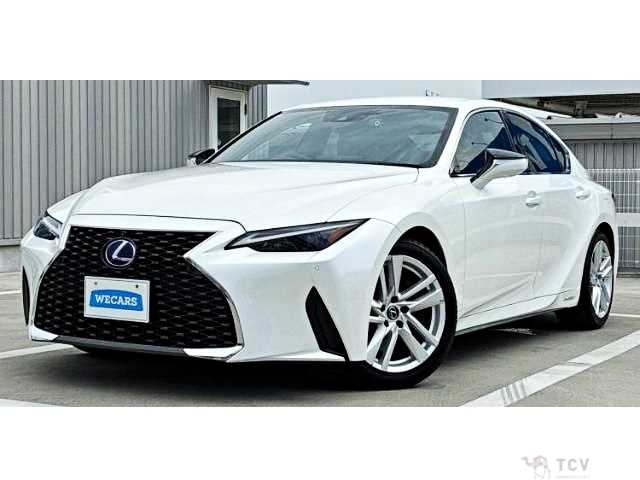 2021 Lexus IS
