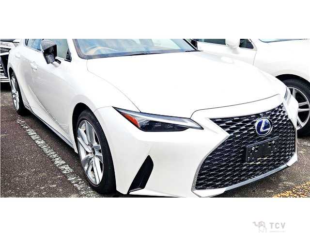 2021 Lexus IS