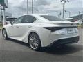 2021 Lexus IS