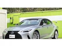2021 Lexus IS