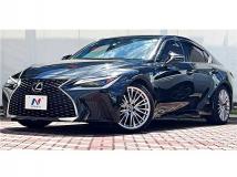 2021 Lexus IS