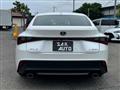 2021 Lexus IS
