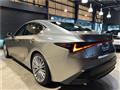 2021 Lexus IS