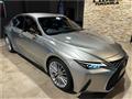 2021 Lexus IS