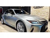 2021 Lexus IS