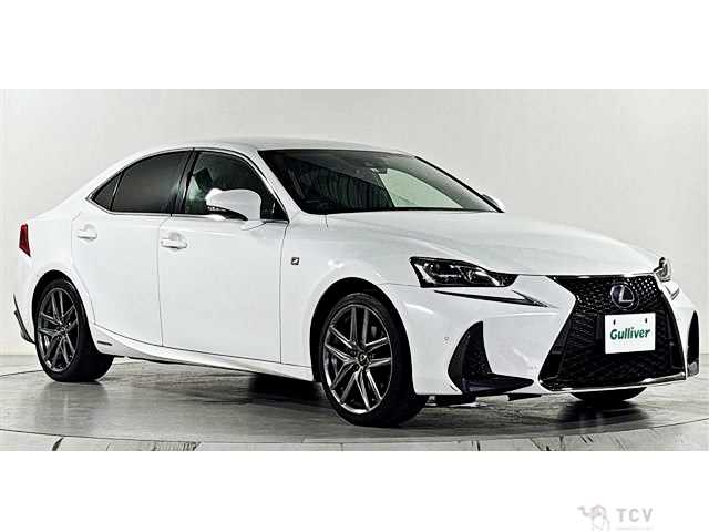 2021 Lexus IS