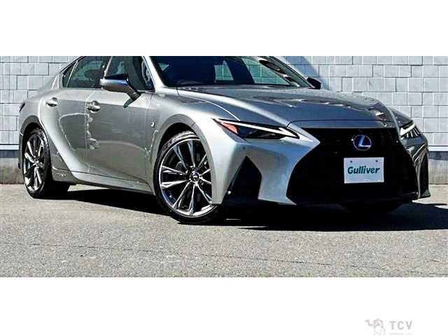 2021 Lexus IS