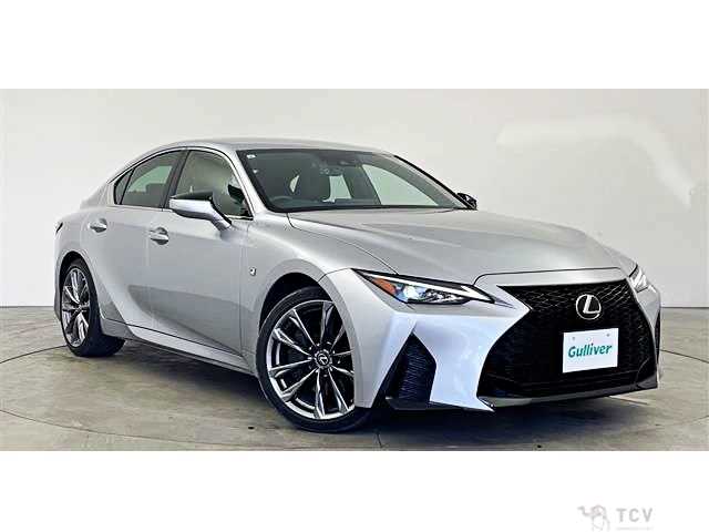 2021 Lexus IS