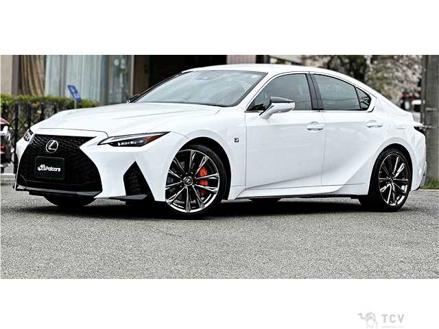 2021 Lexus IS