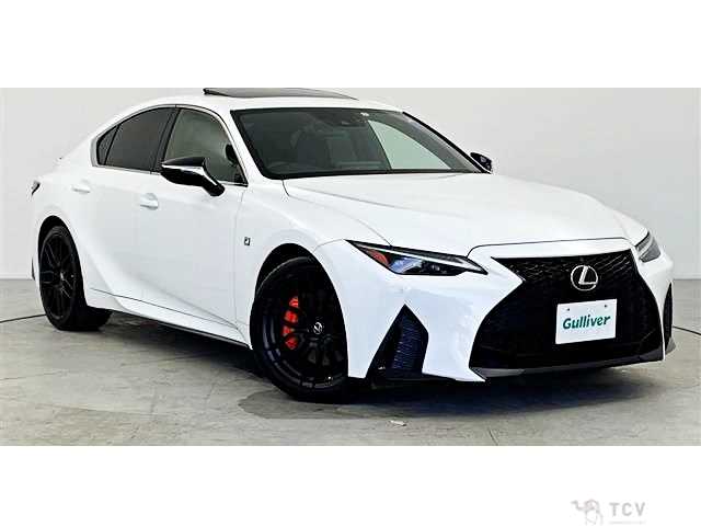 2021 Lexus IS