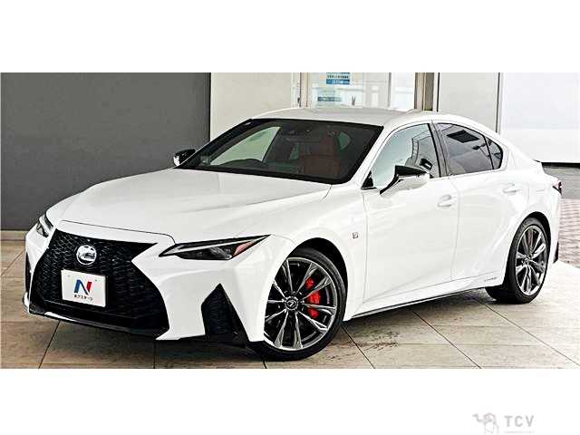 2021 Lexus IS