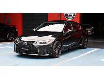 2021 Lexus IS