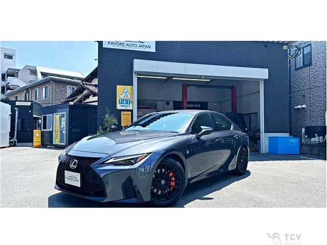 2021 Lexus IS
