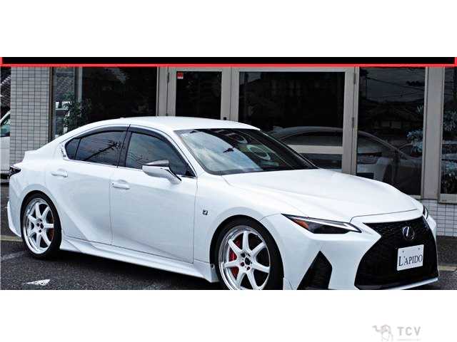 2021 Lexus IS