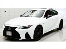 2021 Lexus IS