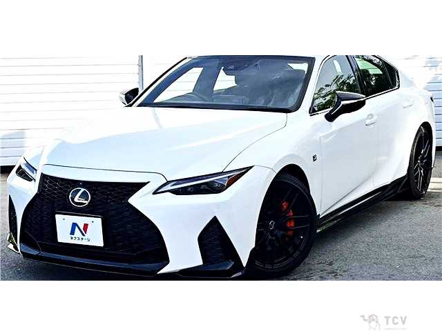 2021 Lexus IS