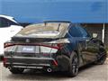 2021 Lexus IS