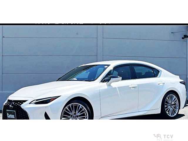 2025 Lexus IS