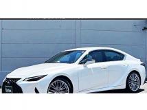 2025 Lexus IS
