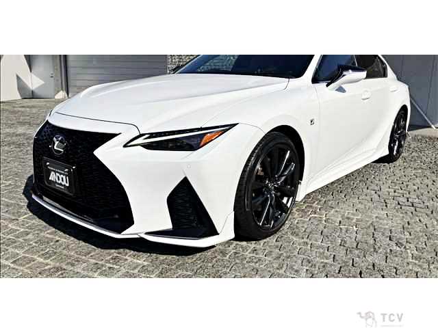 2024 Lexus IS