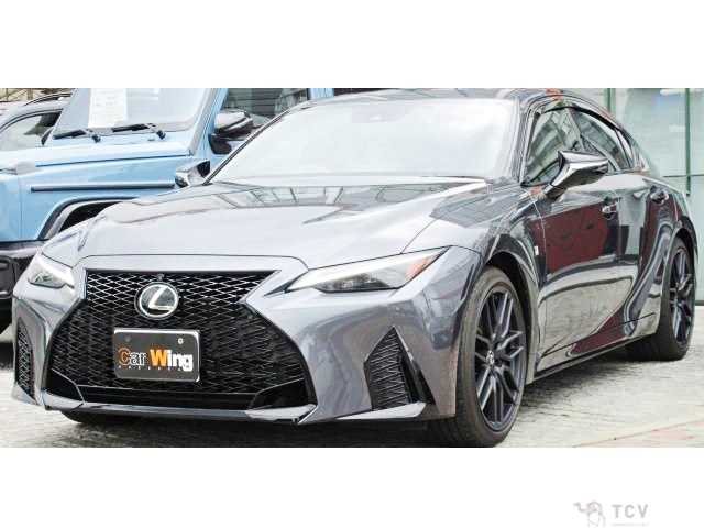 2023 Lexus IS