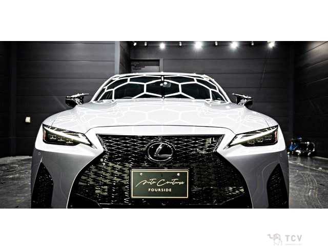2023 Lexus IS