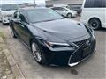 2022 Lexus IS