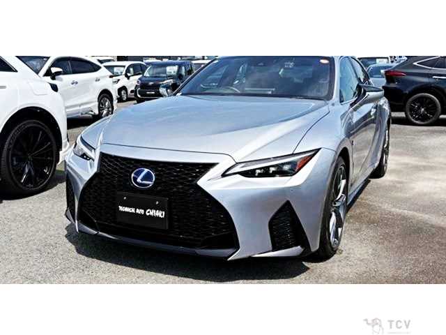 2022 Lexus IS