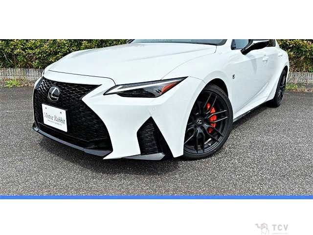 2022 Lexus IS